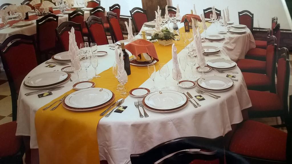 Aph Infanta Mercedes La Bañeza Kamer foto